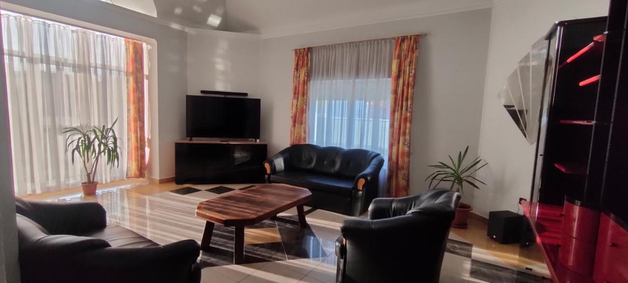 Nikolux Apartman Hajdúszoboszló 外观 照片
